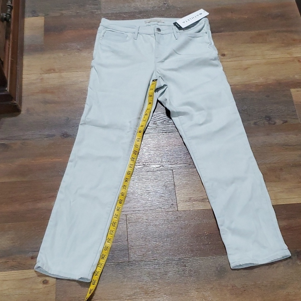 Athleta NWT Sculptek light blue light weight stretch jeans